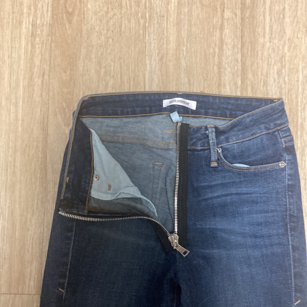 Good American Good Waist Zipper Detail Jeans - Picture 3 of 14